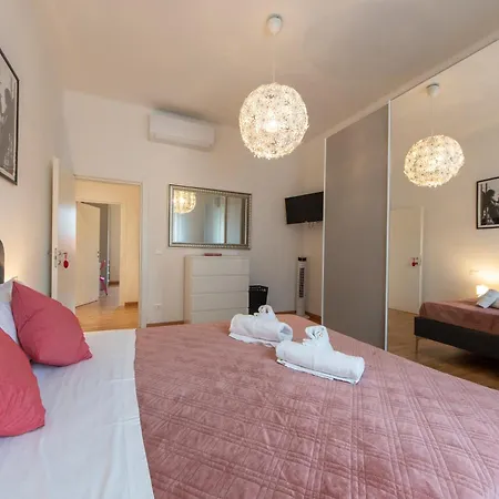 Apartment Housmart Previati 3 Bologna