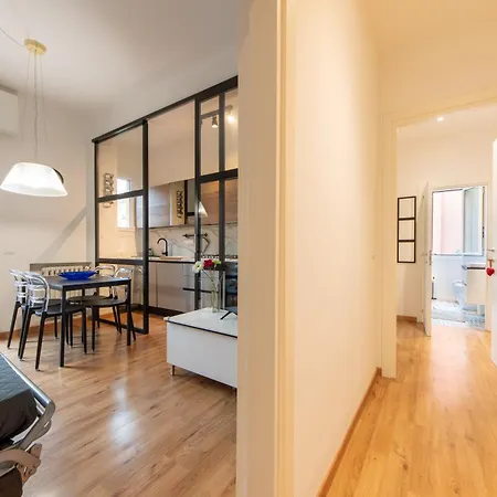 Housmart Previati 3 Apartment *