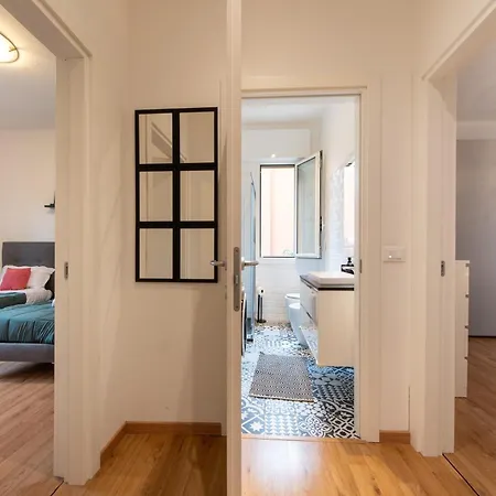 Housmart Previati 3 Apartment *